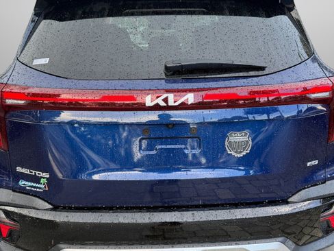 Certified 2025 Kia Seltos EX AWD/4WD image 41