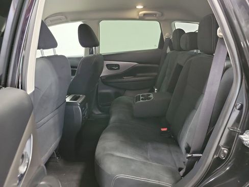 Used 2019 Nissan Murano S image 21