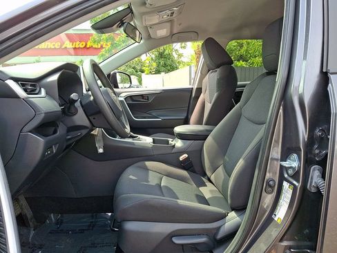 Certified 2024 Toyota RAV4 LE AWD/4WD image 14