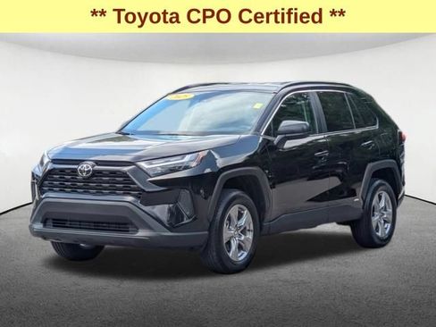 Certified 2025 Toyota RAV4 LE AWD/4WD image 12