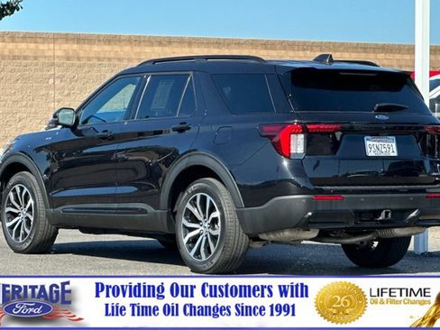 Used 2025 Ford Explorer ST-Line AWD/4WD image 6