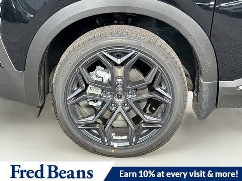 New 2026 Nissan Kicks SR w/ Cold Weather Package image 5