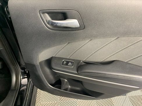 Used 2019 Dodge Charger R/T RWD image 35