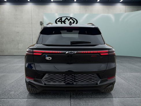 Used 2026 Chevrolet Equinox EV RS FWD image 4