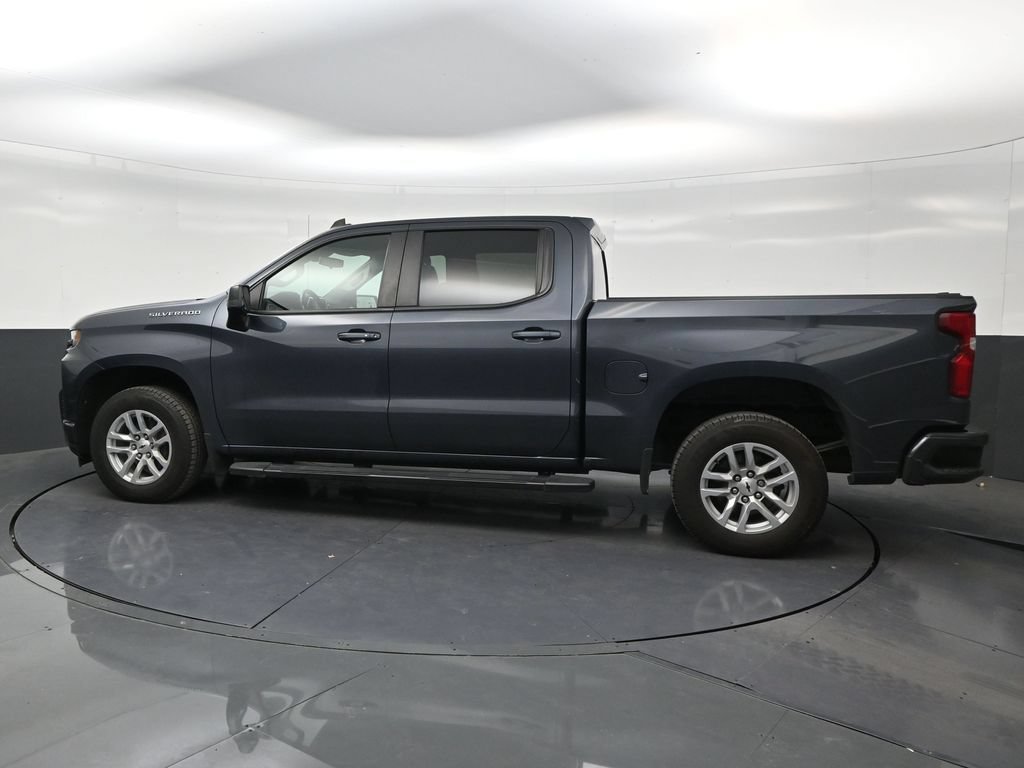 Used 2022 Chevrolet Silverado 1500 RST RWD image 2