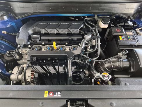 Used 2025 Hyundai Venue SEL FWD image 34
