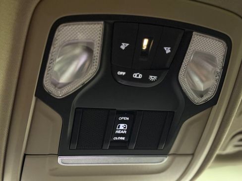 Used 2020 RAM 1500 Big Horn AWD/4WD image 28