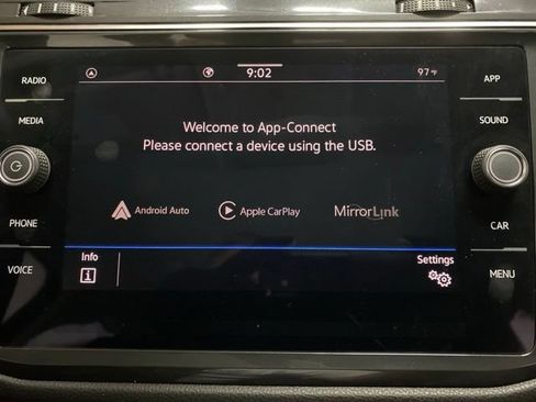 Used 2023 Volkswagen Tiguan SE w/ Panoramic Sunroof Package FWD image 51
