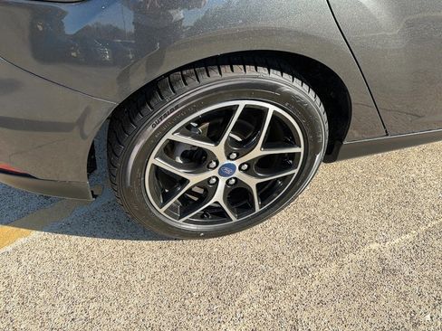 Used 2018 Ford Focus SEL image 7