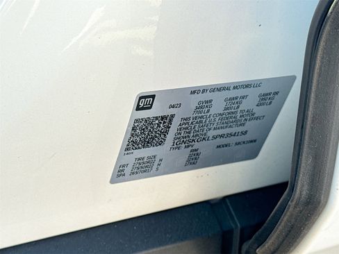 Used 2023 Chevrolet Suburban High Country w/ Premium Package image 34