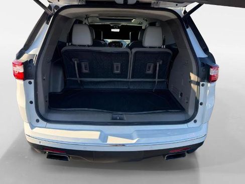 Used 2021 Chevrolet Traverse Premier w/ LPO, Floor Liner Package FWD image 5
