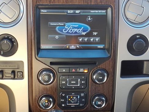 Used 2013 Ford F150 Lariat w/ Luxury Equipment Group image 8