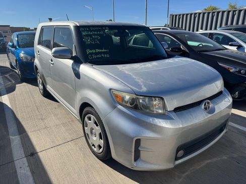 Used 2012 Scion xB image 5