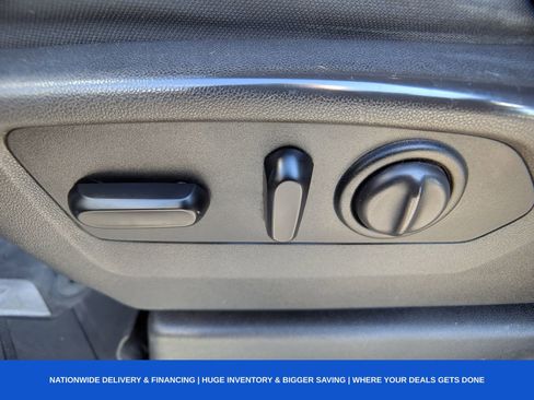 Used 2019 Chevrolet Silverado 1500 RST image 22