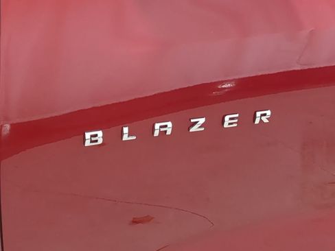 Used 2020 Chevrolet Blazer LT FWD image 16