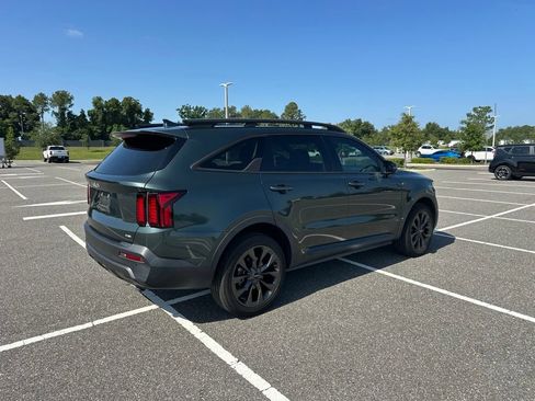 Certified 2023 Kia Sorento X-Line EX AWD/4WD image 6
