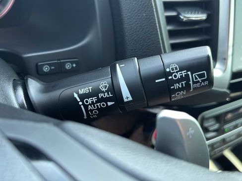 Used 2018 Honda Pilot Elite image 22
