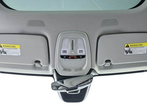 Certified 2023 Volvo XC60 B5 Ultimate w/ Climate Package FWD image 21