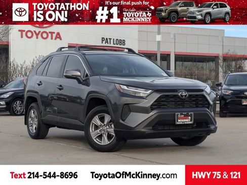 Used 2025 Toyota RAV4 XLE image 1