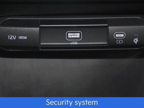 New 2025 Kia Niro EX FWD image 17