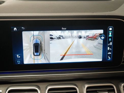 Used 2024 Mercedes-Benz GLE 450 4MATIC image 24
