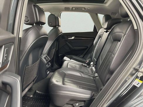 Used 2018 Audi Q5 2.0T Premium Plus w/ Premium Plus Package image 17