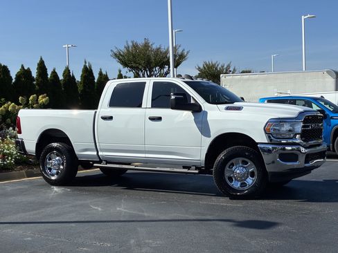 Used 2024 RAM 2500 Tradesman w/ Safety Group AWD/4WD image 3