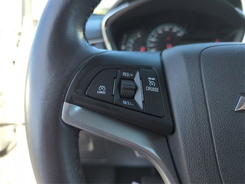 Used 2022 Chevrolet Trax LT w/ Sport Edition image 34