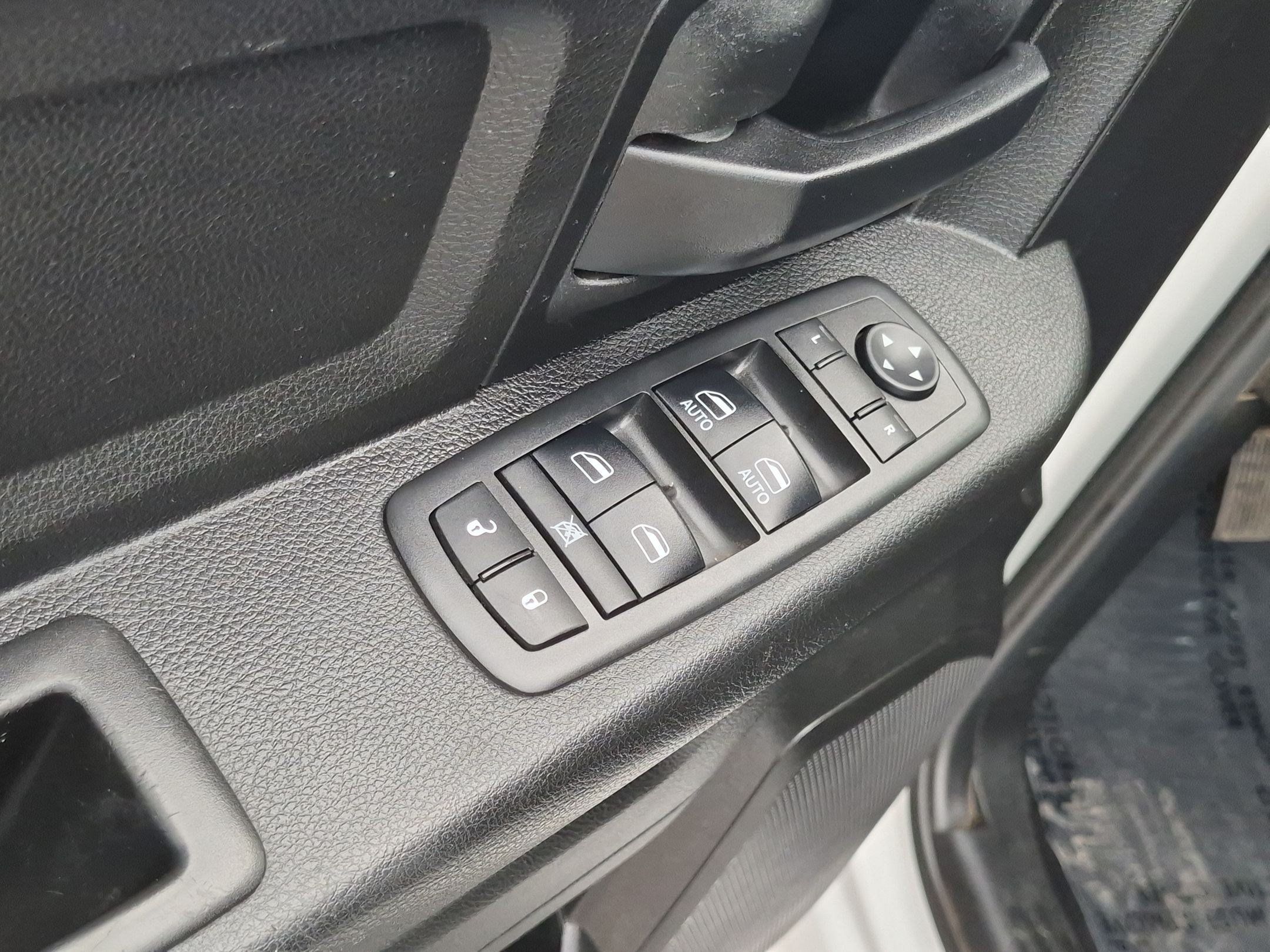 Used 2018 RAM 2500 Tradesman w/ Chrome Appearance Group AWD/4WD image 10