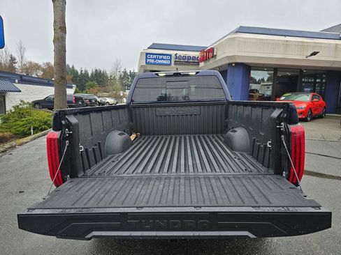 Used 2022 Toyota Tundra Limited w/ TRD Off-Road Package AWD/4WD image 11