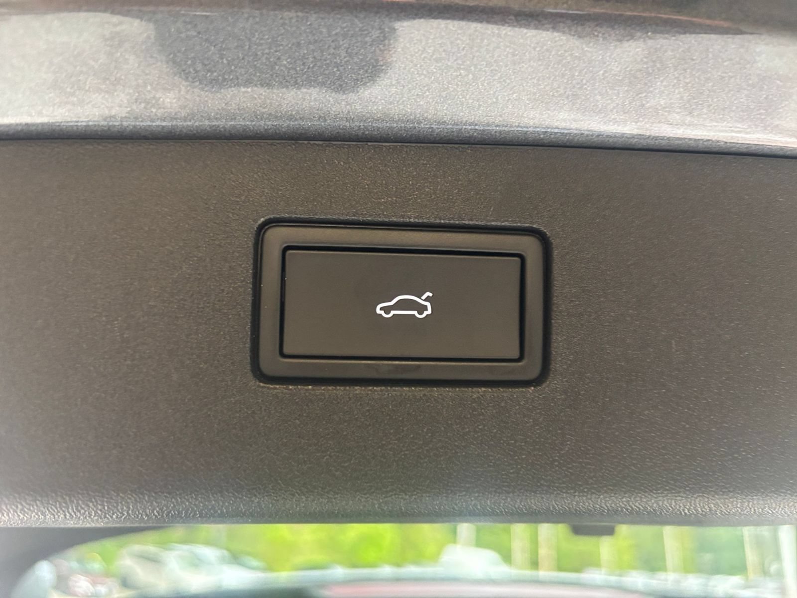 Used 2026 Volkswagen Tiguan SE FWD image 22