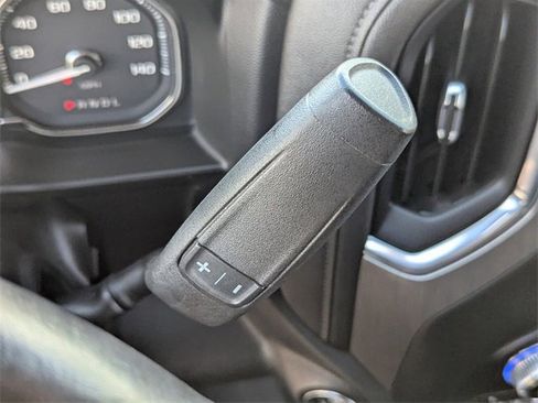 Used 2022 GMC Sierra 2500 Denali w/ Denali Black Diamond Edition image 30