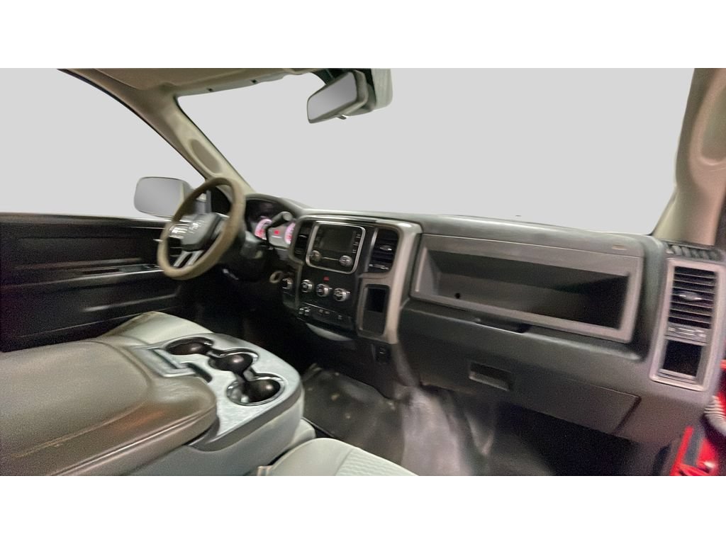 Used 2016 RAM 2500 Tradesman w/ Chrome Appearance Group AWD/4WD image 17