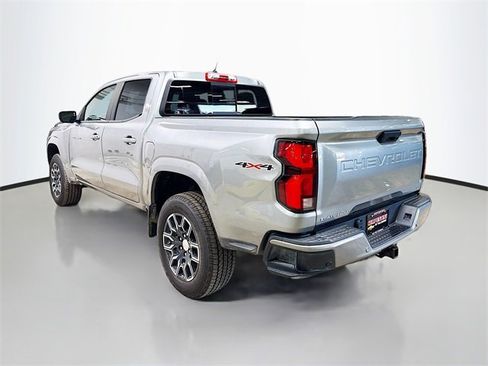 New 2024 Chevrolet Colorado LT w/ LT Convenience Package III image 10