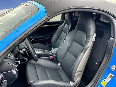 Used 2025 Porsche 718 Boxster GTS image 5