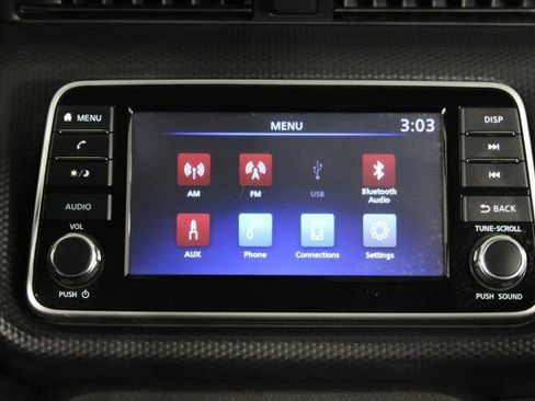 Certified 2021 Nissan Kicks S FWD image 9