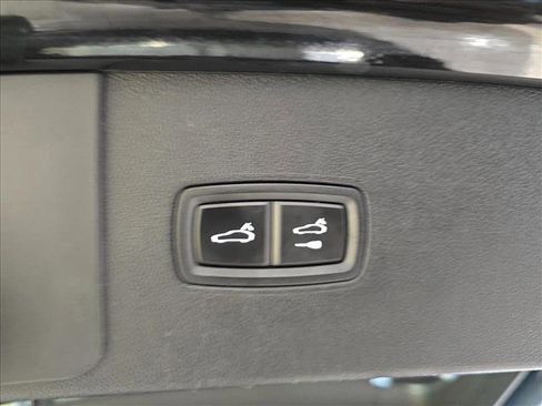 Used 2021 Porsche Cayenne GTS image 14