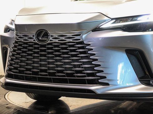 Used 2024 Lexus RX 350 FWD w/ Technology Package image 8