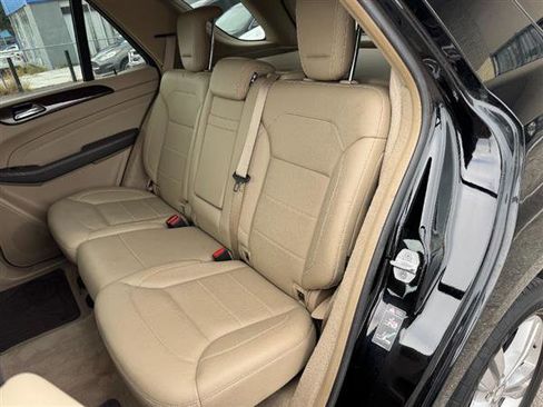 Used 2012 Mercedes-Benz ML 350 4MATIC image 16