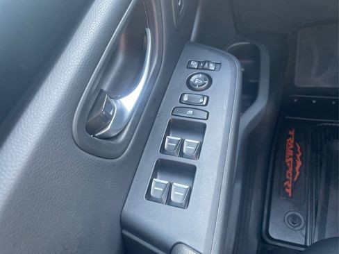 Used 2024 Honda Pilot TrailSport image 38