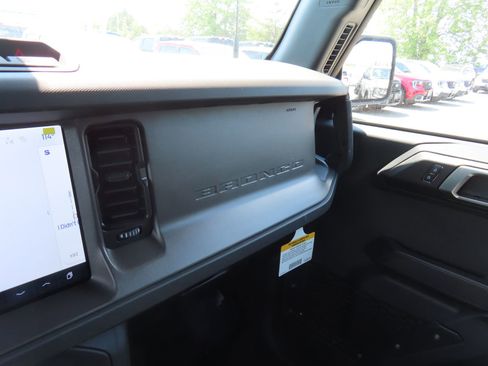 New 2026 Ford Bronco Big Bend AWD/4WD image 11