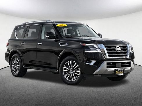 Used 2024 Nissan Armada SL AWD/4WD image 2
