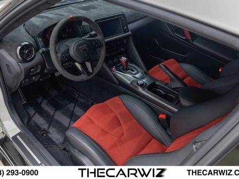Used 2018 Nissan GT-R NISMO AWD/4WD image 52