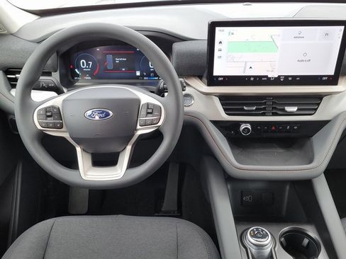 New 2026 Ford Explorer Active image 9