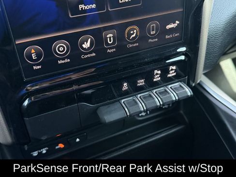 Used 2019 RAM 1500 Laramie w/ Sport Appearance Package AWD/4WD image 26