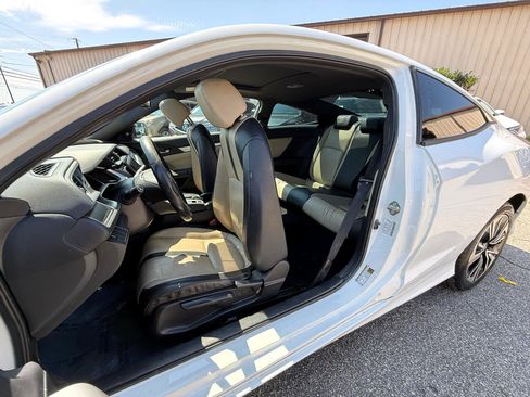 Used 2017 Honda Civic EX-L image 22