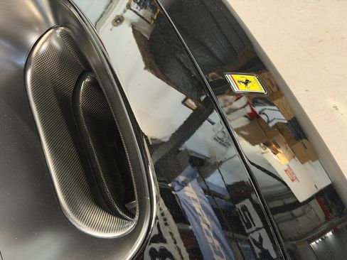 Used 2020 Ferrari F8 Tributo RWD image 24