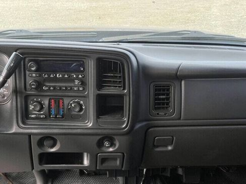 Used 2007 Chevrolet Silverado 1500 W/T image 9