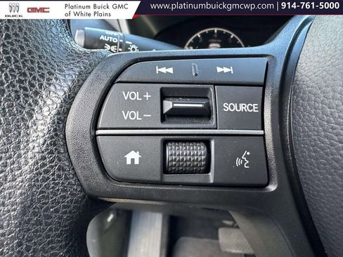 Used 2024 Honda HR-V LX image 32