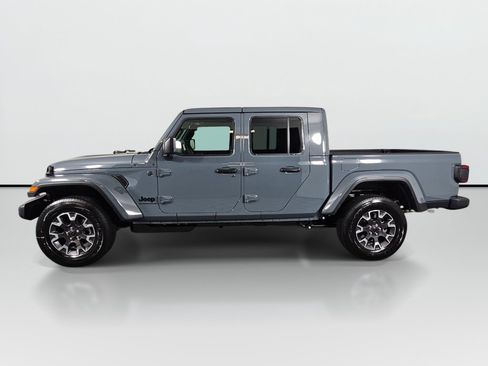 New 2026 Jeep Gladiator Sport AWD/4WD image 8